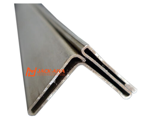 서 있는 S 클레트 롤 형성 기계